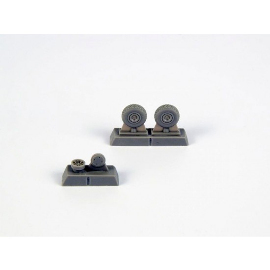 1/72 P-40 Wheels Block Tread for Special Hobby kit