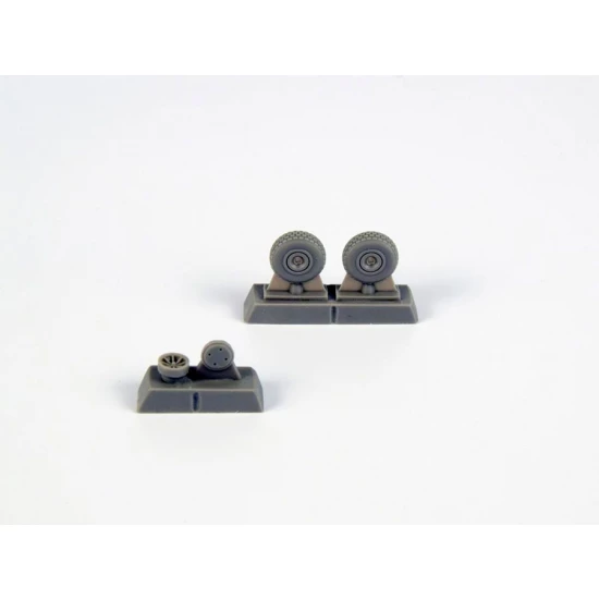 1/72 P-40 Wheels Block Tread for Special Hobby kit