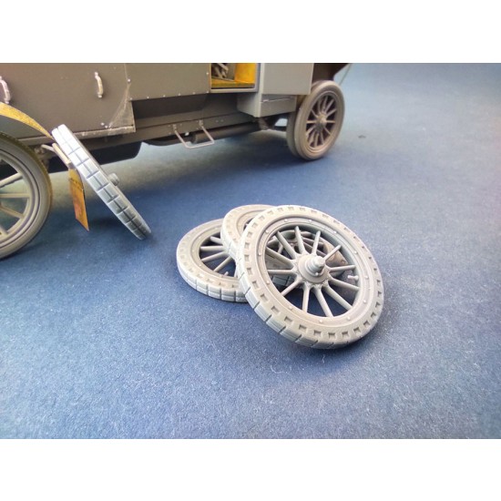 1/35 French Armoured Car 1914 Ducasble Tyres for CSM 35013