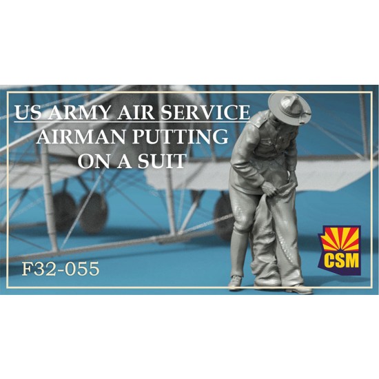 1/32 US Army Air Service Airman putting on a suit