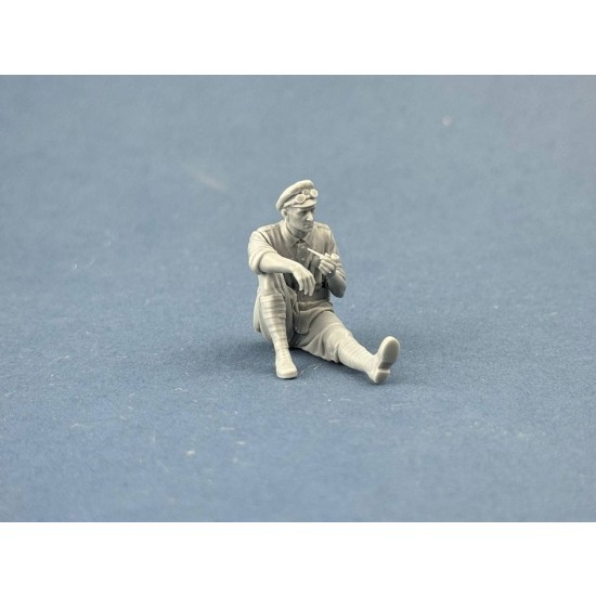 1/32 British Dispatch Rider smoking pipe