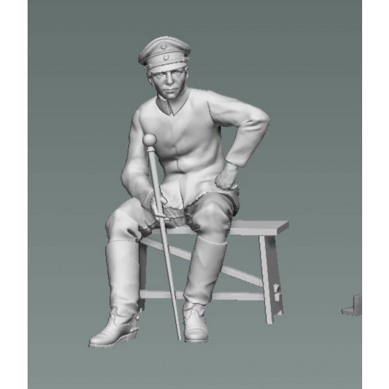 1/35 Fahrpanzer German Sitting Officer