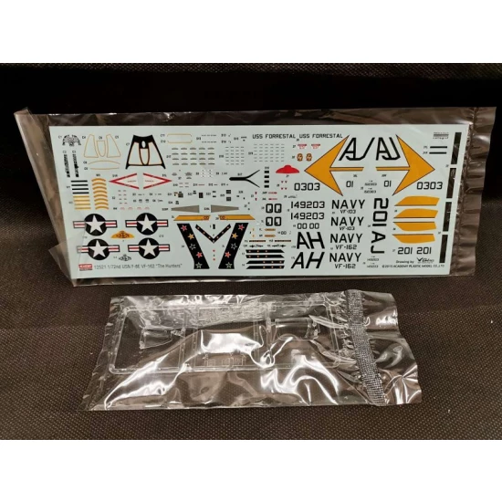 1/72 USN Vought F-8E Crusader VF-162 Decals and Canopies
