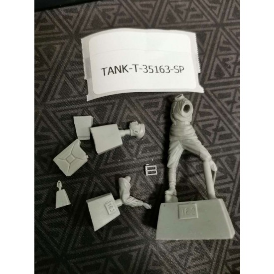 Spare Parts for 1/35 Red Army Infantryman Summer 1943-45 (one arm)