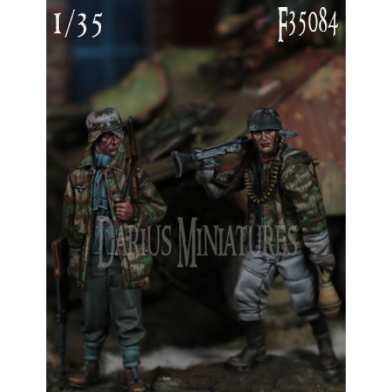 1/35 Luftwaffe Soldiers (2 figures)