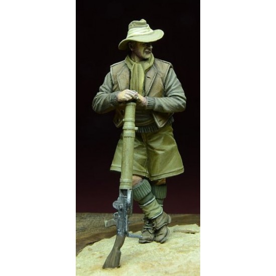 1/35 LRDG Soldier with Lewis Gun in North Africa 1940-1943 (1 Figure)