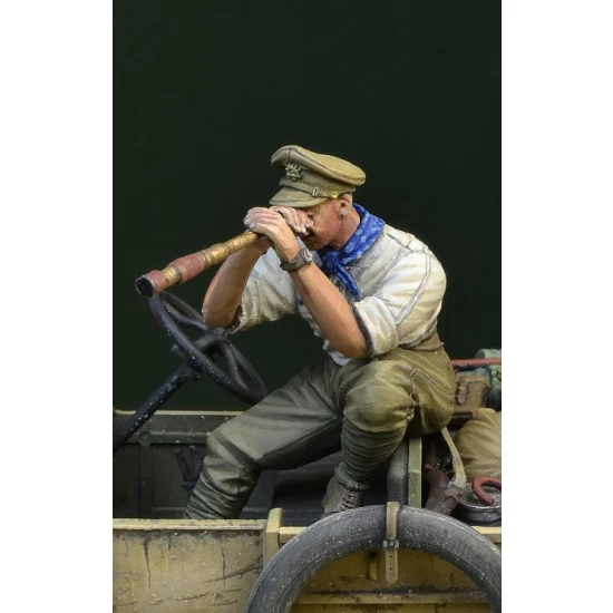 1/35 WWI Anzac Soldier w/Monocular 1915-18