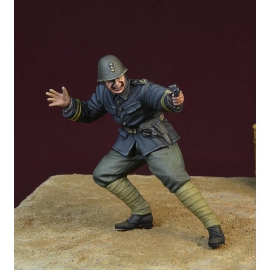 1/35 WWII Dutch Army Black Devils Officer 1940