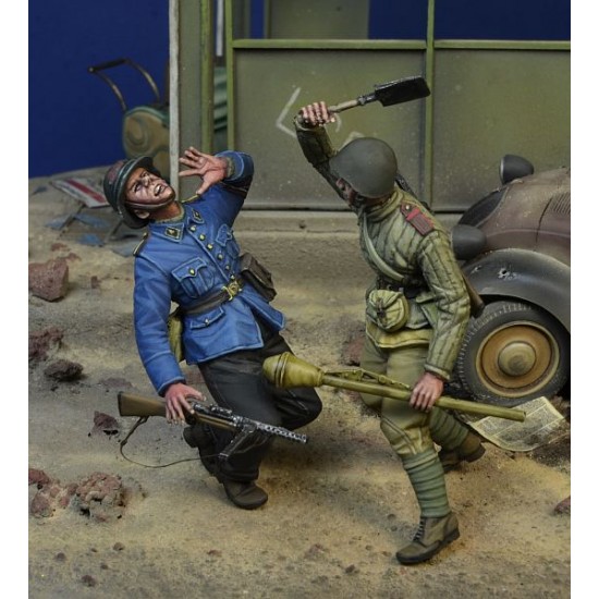 1/35 Hand Fight, Berlin 1945 (2 figures)