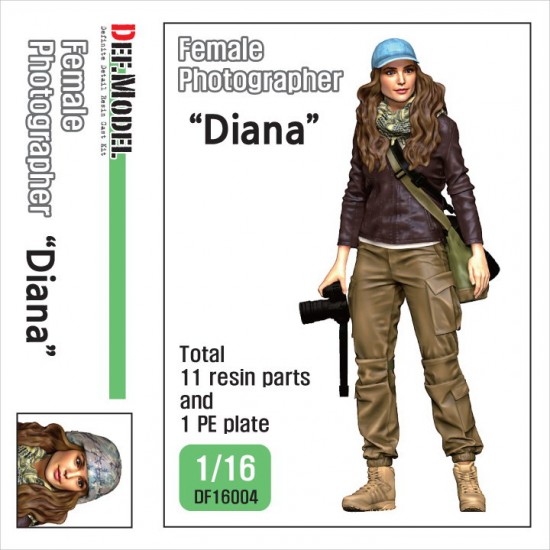 1/16 Modern Female Photographer "Diana"