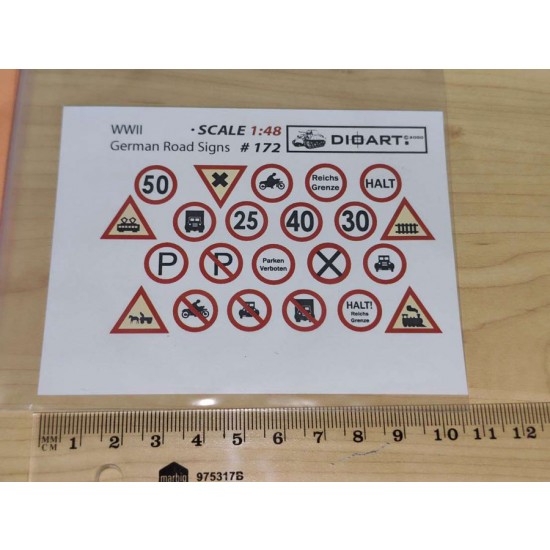 1/48 WWII German Road Signs (1 sheet, card)