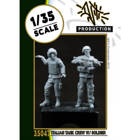 1/35 Italian Tank Crew and Soldier for Trumpeter Puma kit #05525/05526