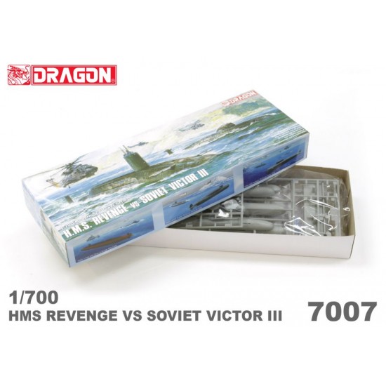 1/700 HMS Revenge vs Victor III