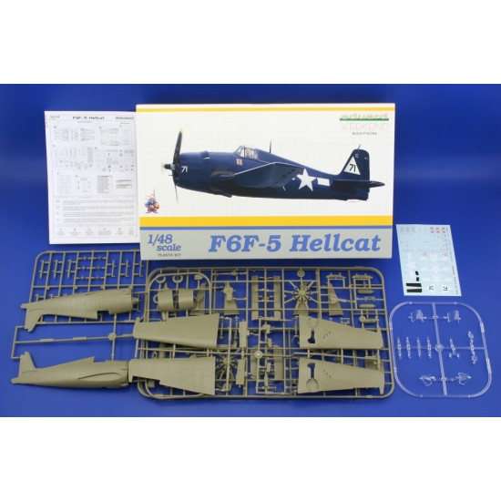 1/48 Grumman F6F-5 Hellcat (Weekend Edition)