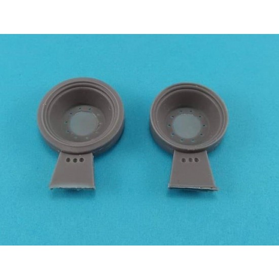 1/35 M26/46/47/48A1 First Series Spare Steel Wheels (2pcs) w/Mud Shield