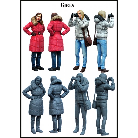 1/35 Civilian Girls / Travellers Holding a Camera (2 figures)