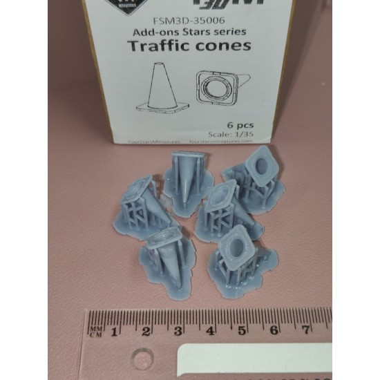 1/35 Traffic Cones 