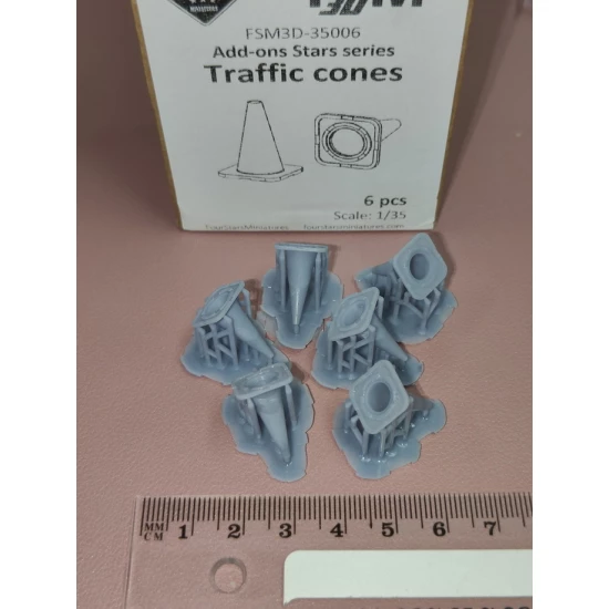 1/35 Traffic Cones 