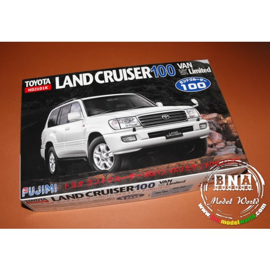 1/24 Toyota Land Cruiser 100 Van