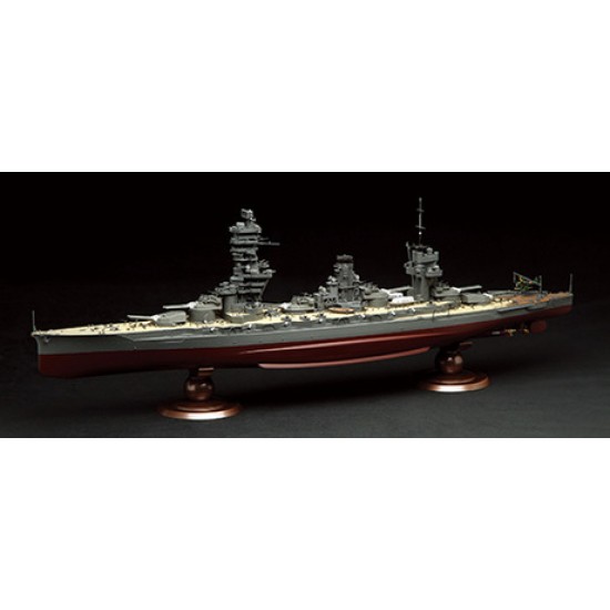 1/350 IJN Battleship Fuso with Crew Figures