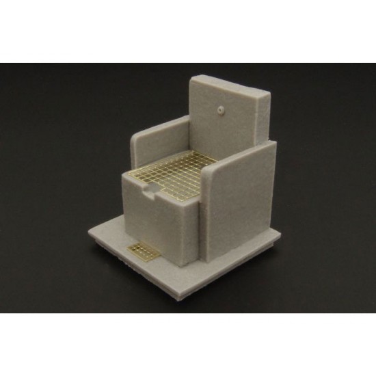 1/48 Public Stone Well