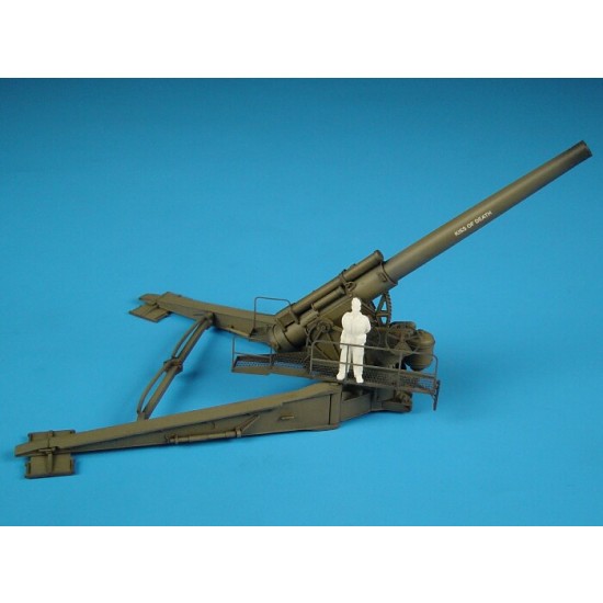 1/72 US M1 240mm Heavy Howitzer in Fire Position