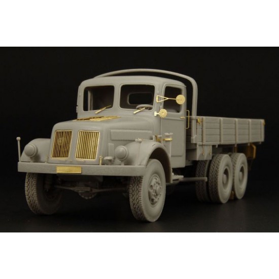 1/48 WWII German Tatra 6500-111 Truck