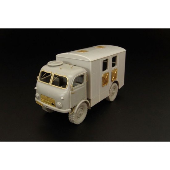 1/48 Czech Tatra-805 Military Ambulance