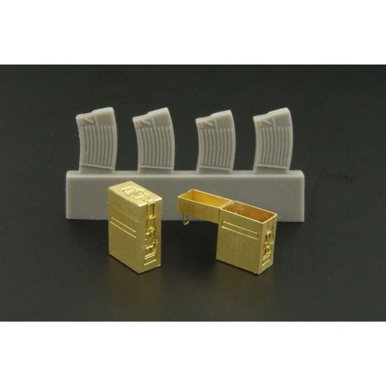 1/48 2cm Flak Magazines and Boxes