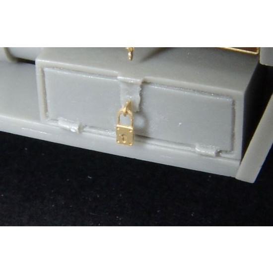 1/48 Padlocks