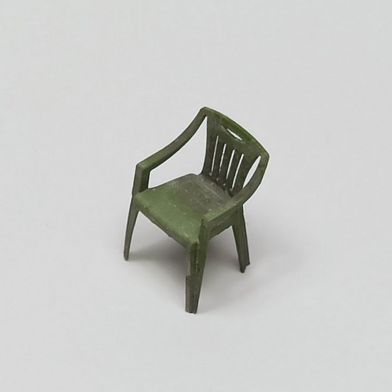 1/35 Resin Chair (With Armrests)