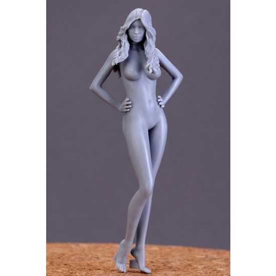 1/18 Show Girl (F) (1 Resin Figure)