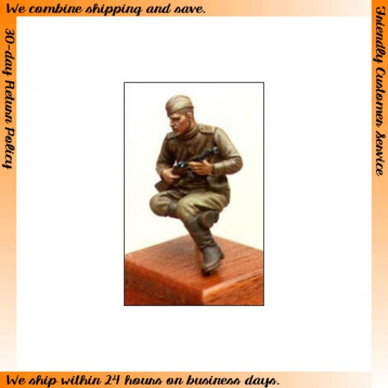 1/35 Soviet Tank Rider (1 metal figure)