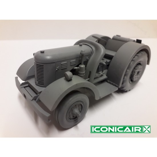 1/32 RAF David Brown Airfield Tractor