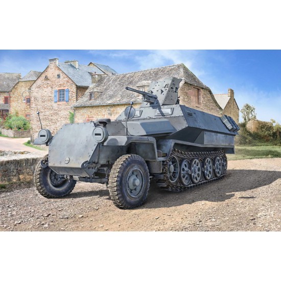 1/72 SdKfz. 251/10 Half-track APC