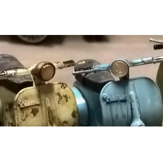 Headlights Yellow (round, 2.5-5mm)
