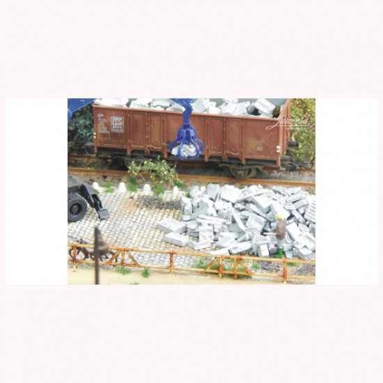 1/87 (HO scale) Industrial Scrap Of Alu (25g)
