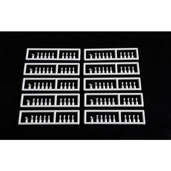 1/350 USS Deck Crew Set (Unpainted, 100 Figures)