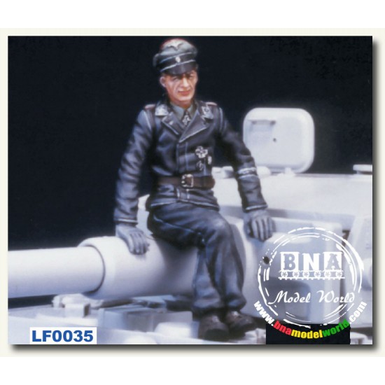 1/35 German Tank Crew (Michael Wittmann)