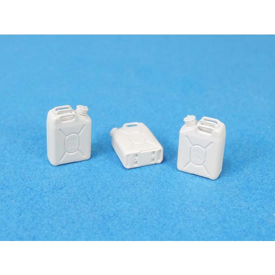 1/35 Modern US 20L Fuel Can set (15pcs)
