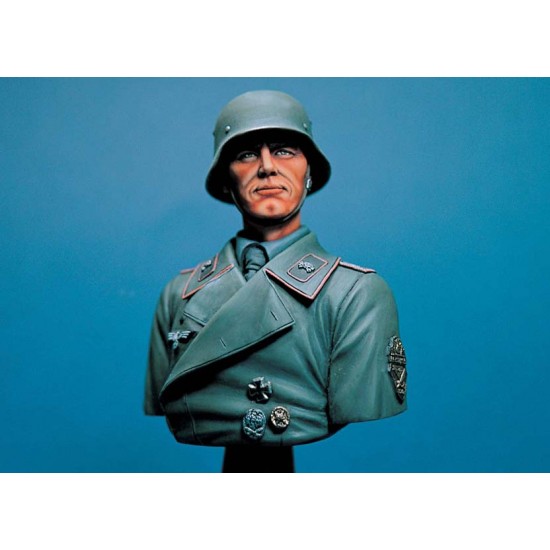 200mm Bust - SS Soldier with Demjansk Shield (Resin)