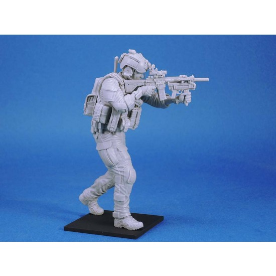 1/16 US Navy Seal Team Operator (1 Figure)