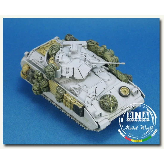 1/72 M2A2 Bradley Infantry Fighting Vehicle (IFV) OIF Stowage set