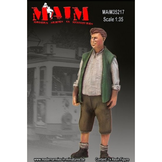 1/35 European Civilian: Tramcar Passenger No.6 (1 figure)