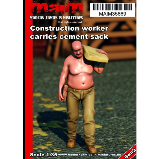 1/35 Construction Worker Carries Cement Sack