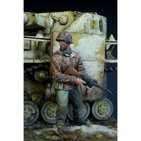 1/35 SS Panzergrenadier #2 (1 figure)
