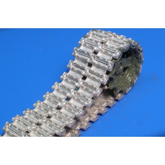 1/35 Metal Tracks for T-90 (180 links, 360+ pins)