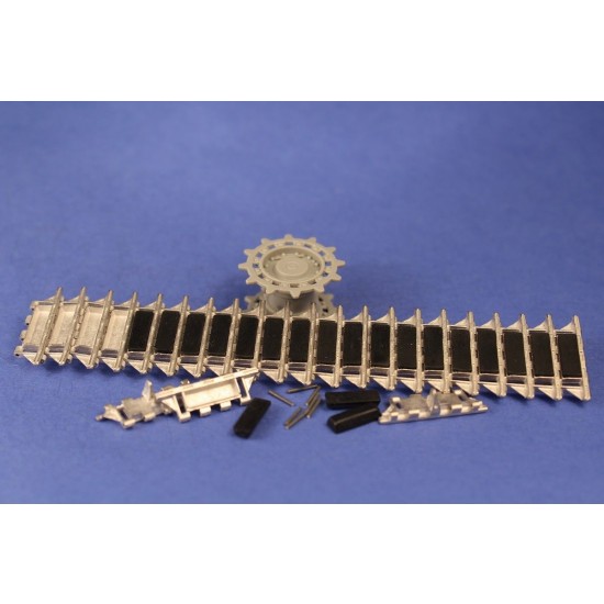 1/35 Metal Tracks with Rubber Pads for British Chieftain (200 links, 400+ pins)