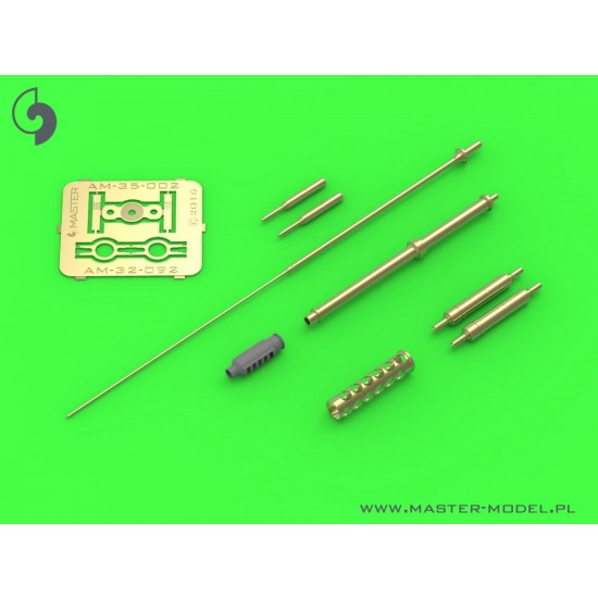 1/35 Boeing AH-64 Apache M230 Chain Gun Barrel (30mm), Pitot Tubes and Tail Antenna
