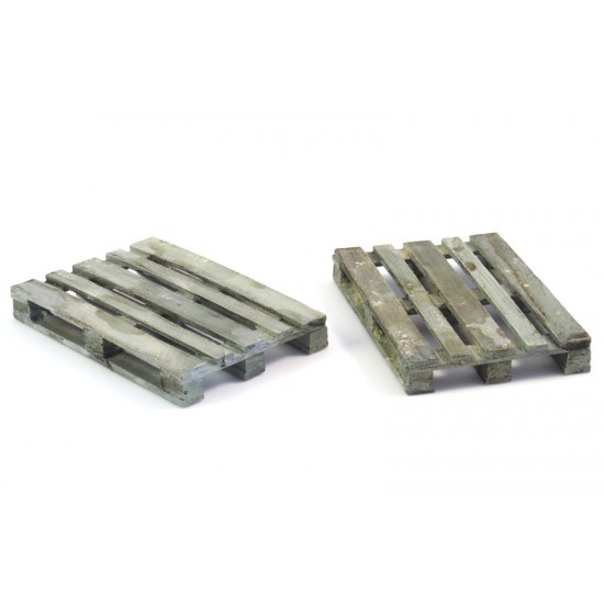 1/35 Wooden Pallets (3.5 x 2.3 x 0.5cm, 2pcs)